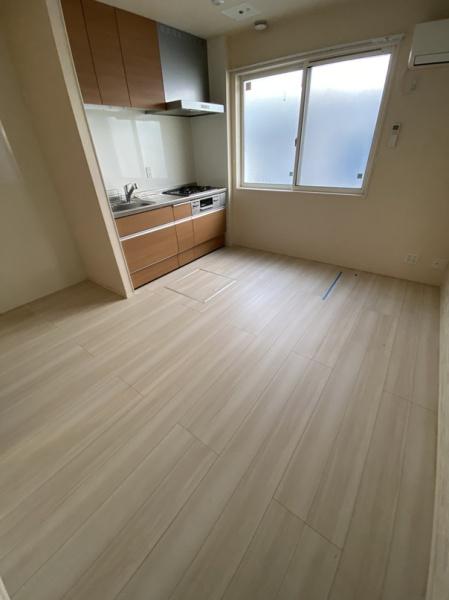 寝屋川市北大利町のアパート