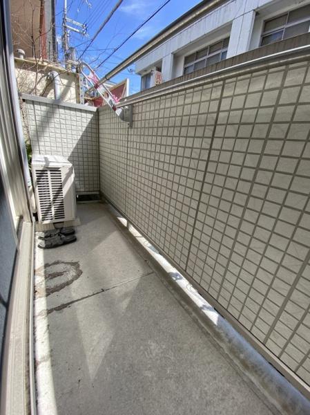 寝屋川市北大利町のアパート