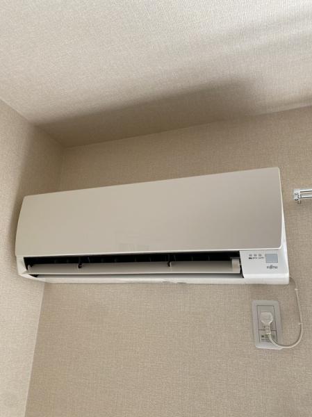 寝屋川市北大利町のアパート