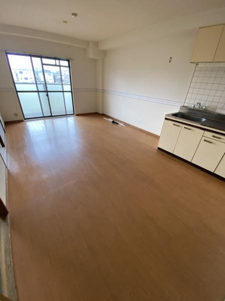 寝屋川市池田３丁目のマンション