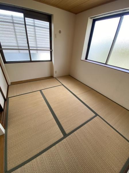 ハピネス西口Ⅱ