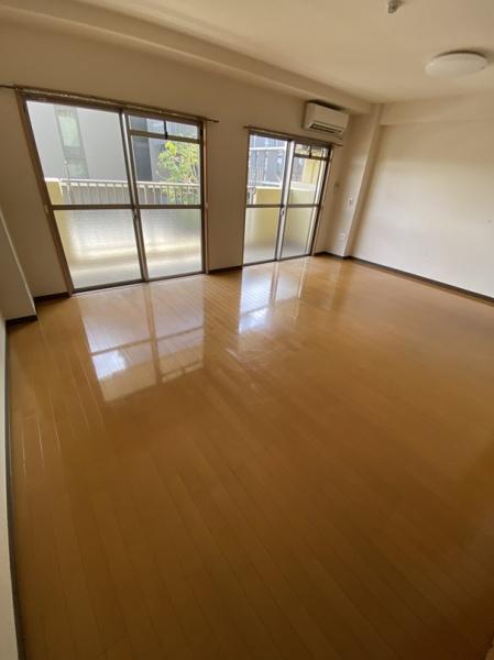 守口市橋波東之町３丁目のマンション