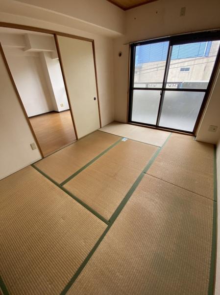 寝屋川市出雲町のマンション