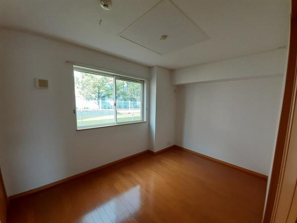 寝屋川市池田中町のアパート