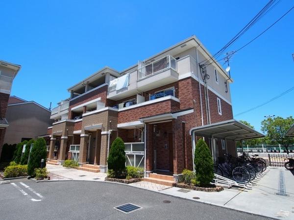 寝屋川市池田中町のアパート