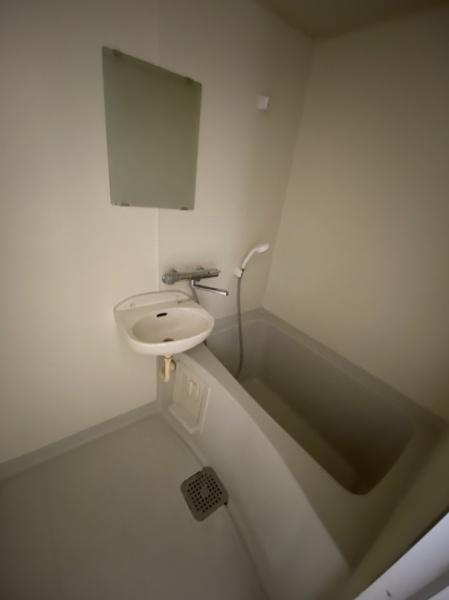 寝屋川市池田１丁目のアパート