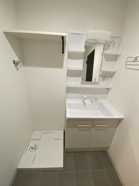 寝屋川市高柳４丁目のアパート
