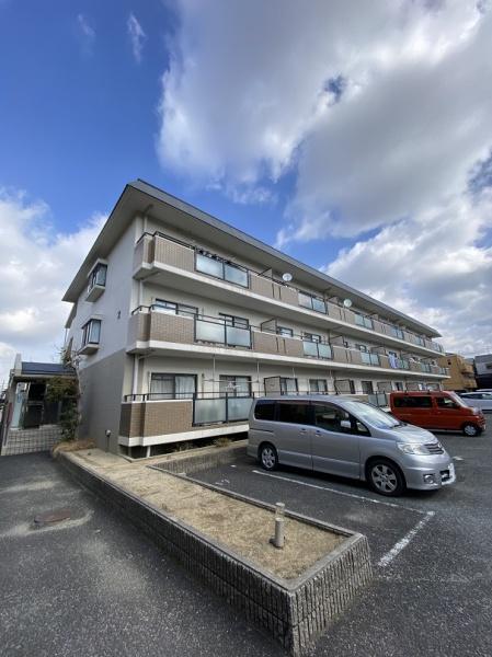 寝屋川市上神田１丁目のマンション