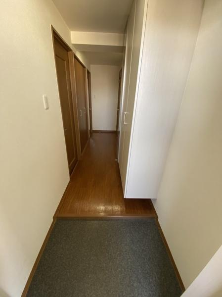 寝屋川市上神田１丁目のマンション