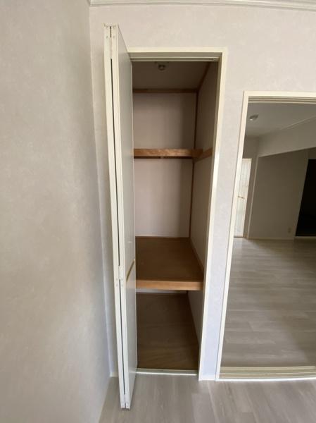 寝屋川市上神田２丁目のマンション