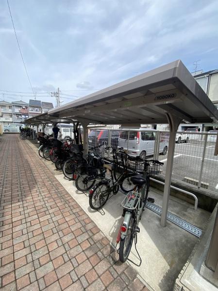 寝屋川市上神田２丁目のマンション