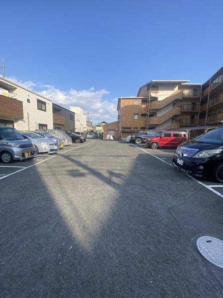 寝屋川市高柳２丁目のマンション