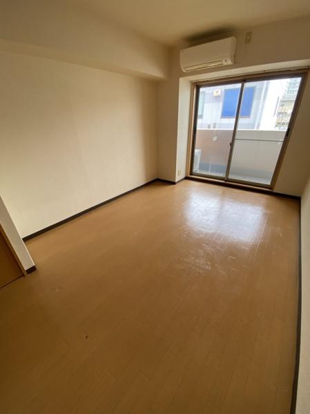 寝屋川市松屋町のマンション