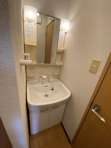 寝屋川市香里新町のアパート