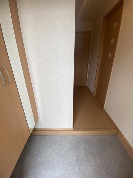 寝屋川市高柳５丁目のアパート