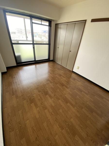 寝屋川市高宮新町のマンション