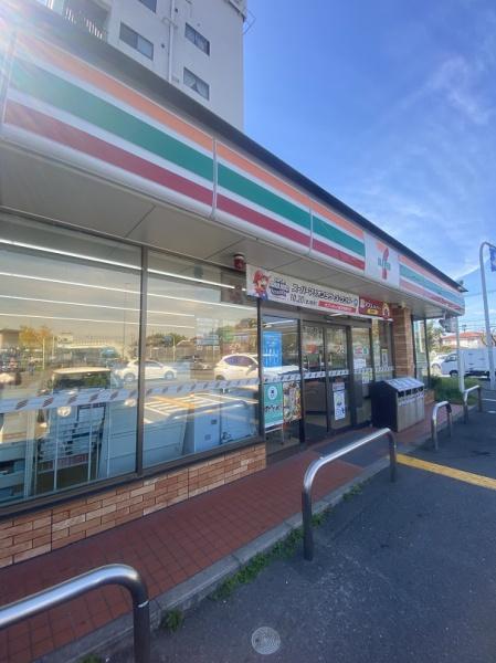 寝屋川市点野５丁目のアパート(セブンイレブン寝屋川仁和寺本町店)