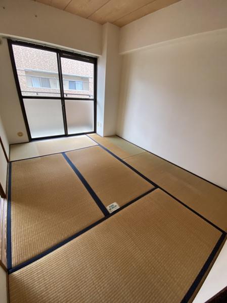 寝屋川市平池町のマンション