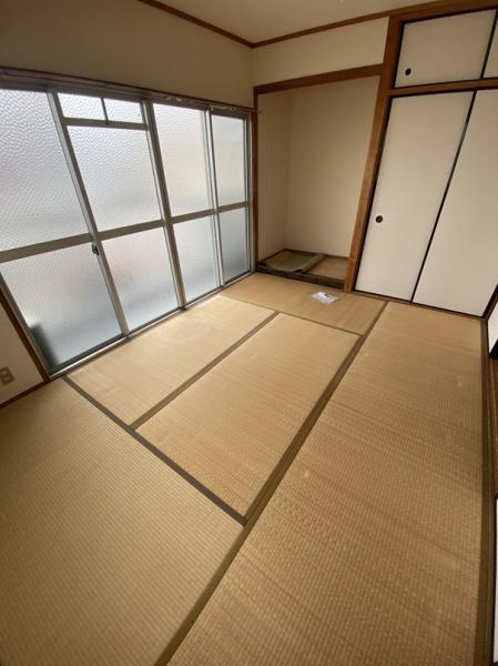 寝屋川市東神田町のマンション