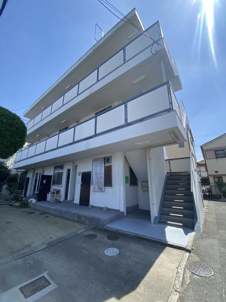 寝屋川市東神田町のマンション