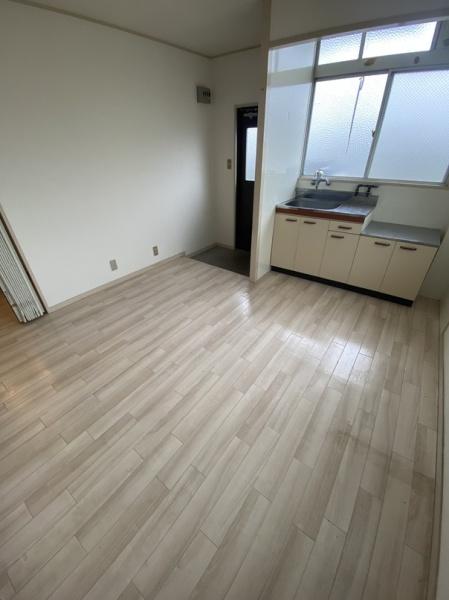 寝屋川市東神田町のマンション