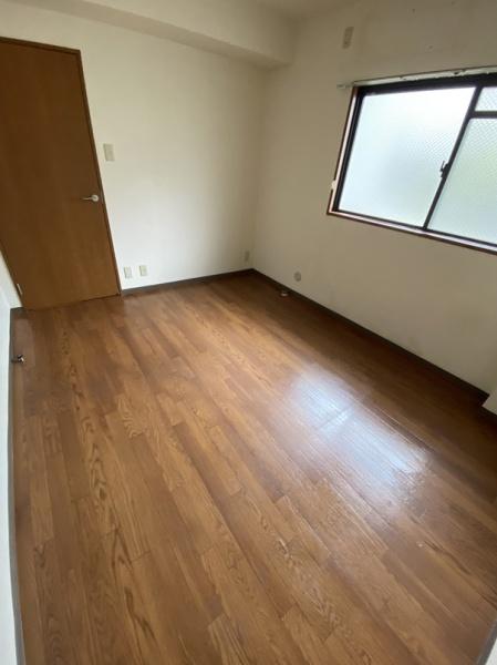 四條畷市砂３丁目のマンション