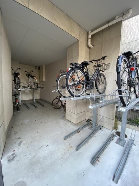 寝屋川市本町のマンション