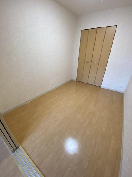 寝屋川市池田３丁目のマンション