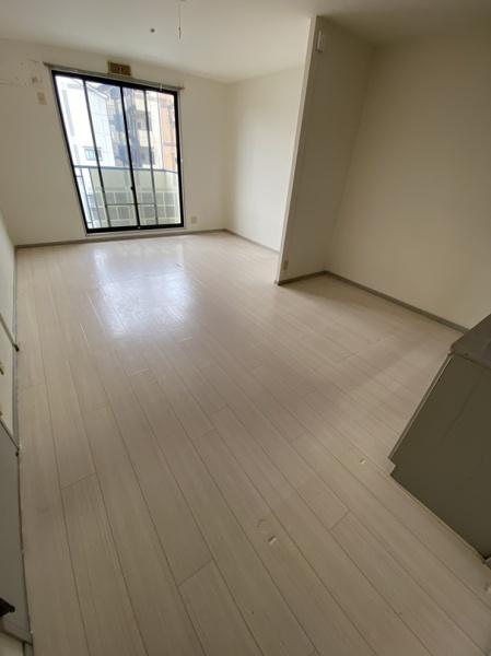 寝屋川市東神田町のアパート