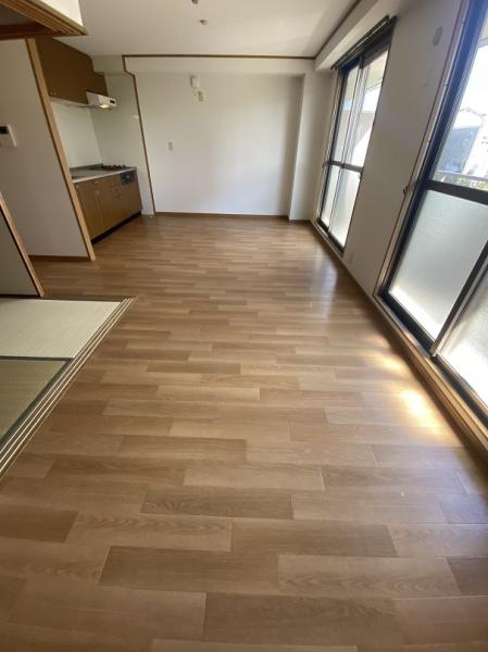 寝屋川市秦町のマンション
