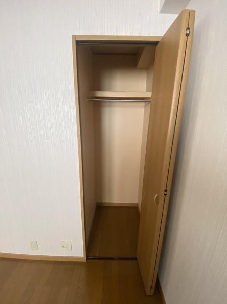 寝屋川市秦町のマンション