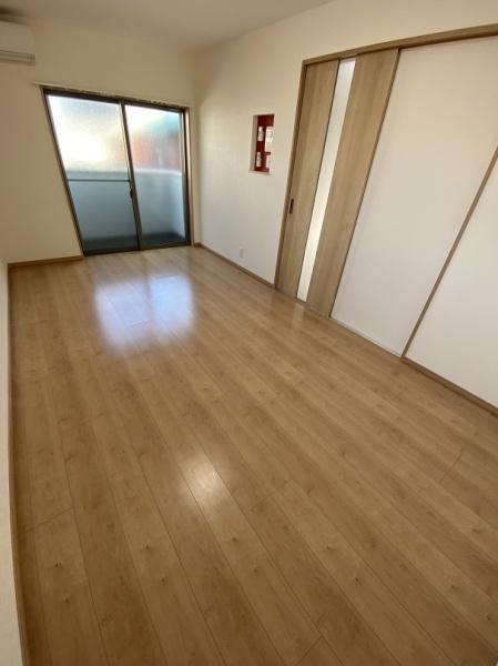 門真市古川町のアパート