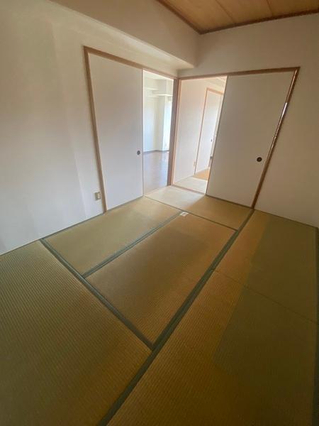 寝屋川市出雲町のマンション