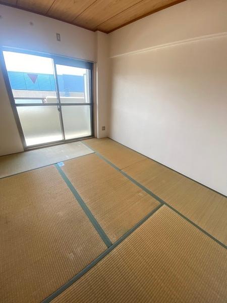 寝屋川市出雲町のマンション
