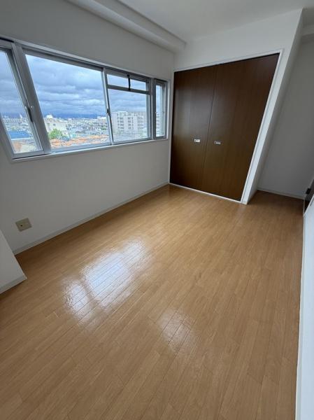 寝屋川市石津元町のマンション
