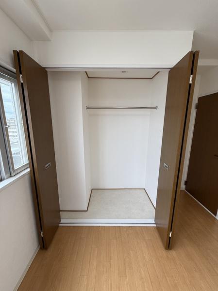 寝屋川市石津元町のマンション