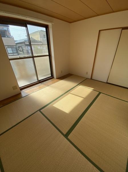 寝屋川市上神田１丁目のマンション