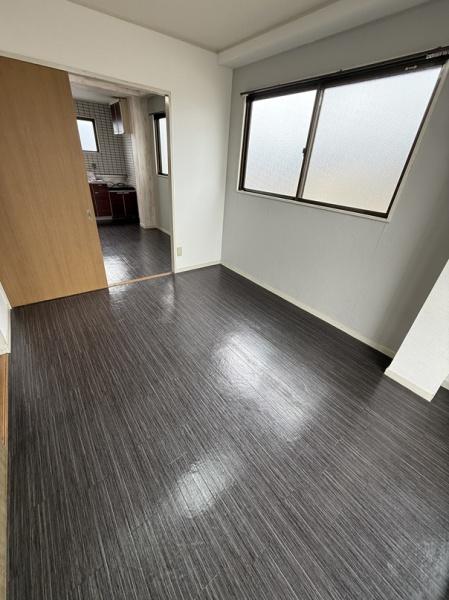 寝屋川市高柳５丁目のマンション