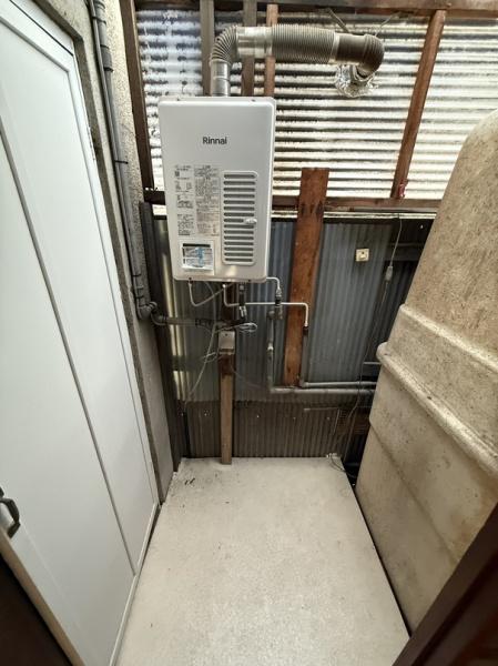 寝屋川市萱島東２丁目のテラスハウス