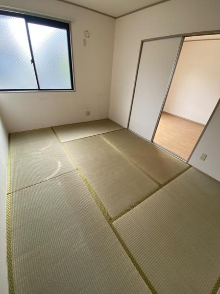 門真市五月田町のアパート