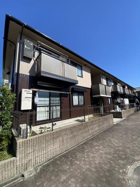門真市五月田町のアパート