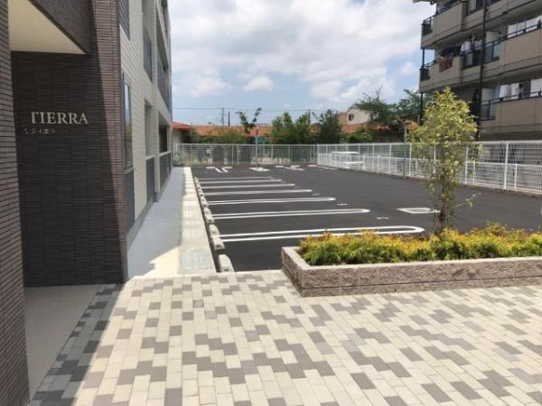 寝屋川市中神田町のマンション