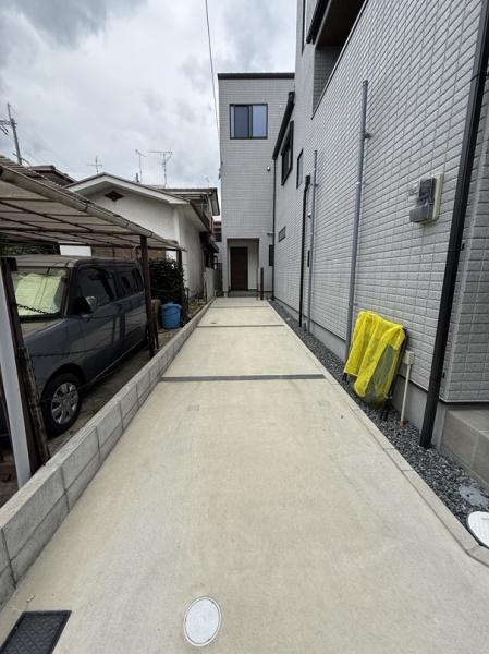 寝屋川市豊野町の貸家