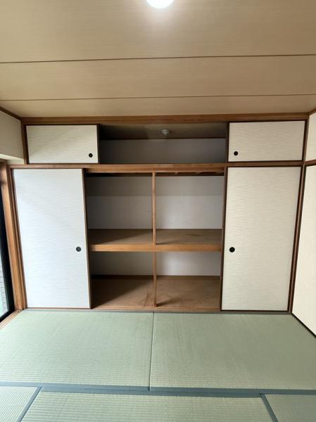 寝屋川市八坂町のマンション
