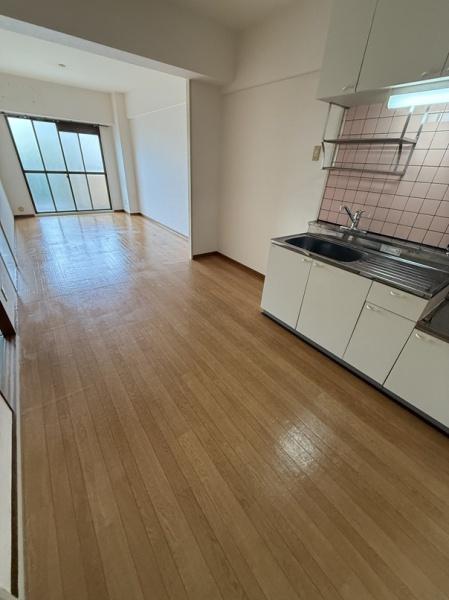 寝屋川市高柳２丁目のマンション
