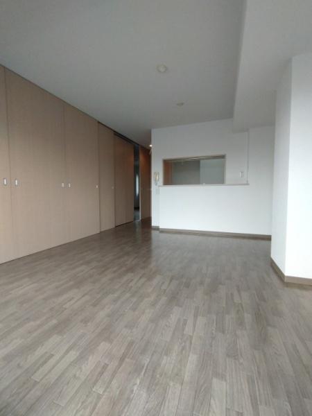 寝屋川市萱島東１丁目のマンション