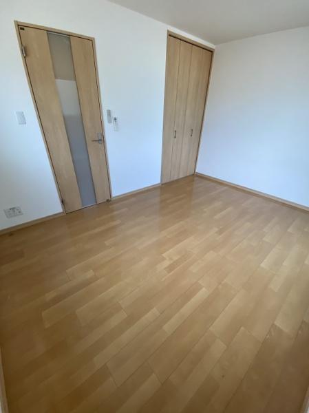 寝屋川市高柳２丁目のアパート