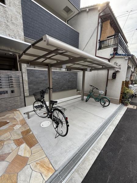 門真市泉町のアパート