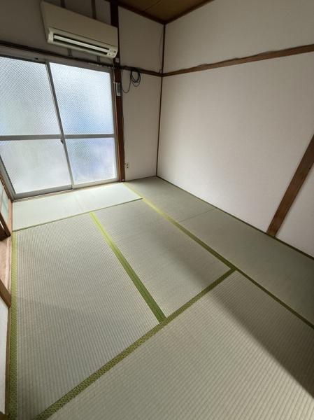 寝屋川市萱島東２丁目のテラスハウス