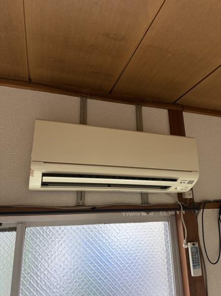 寝屋川市萱島東２丁目のテラスハウス